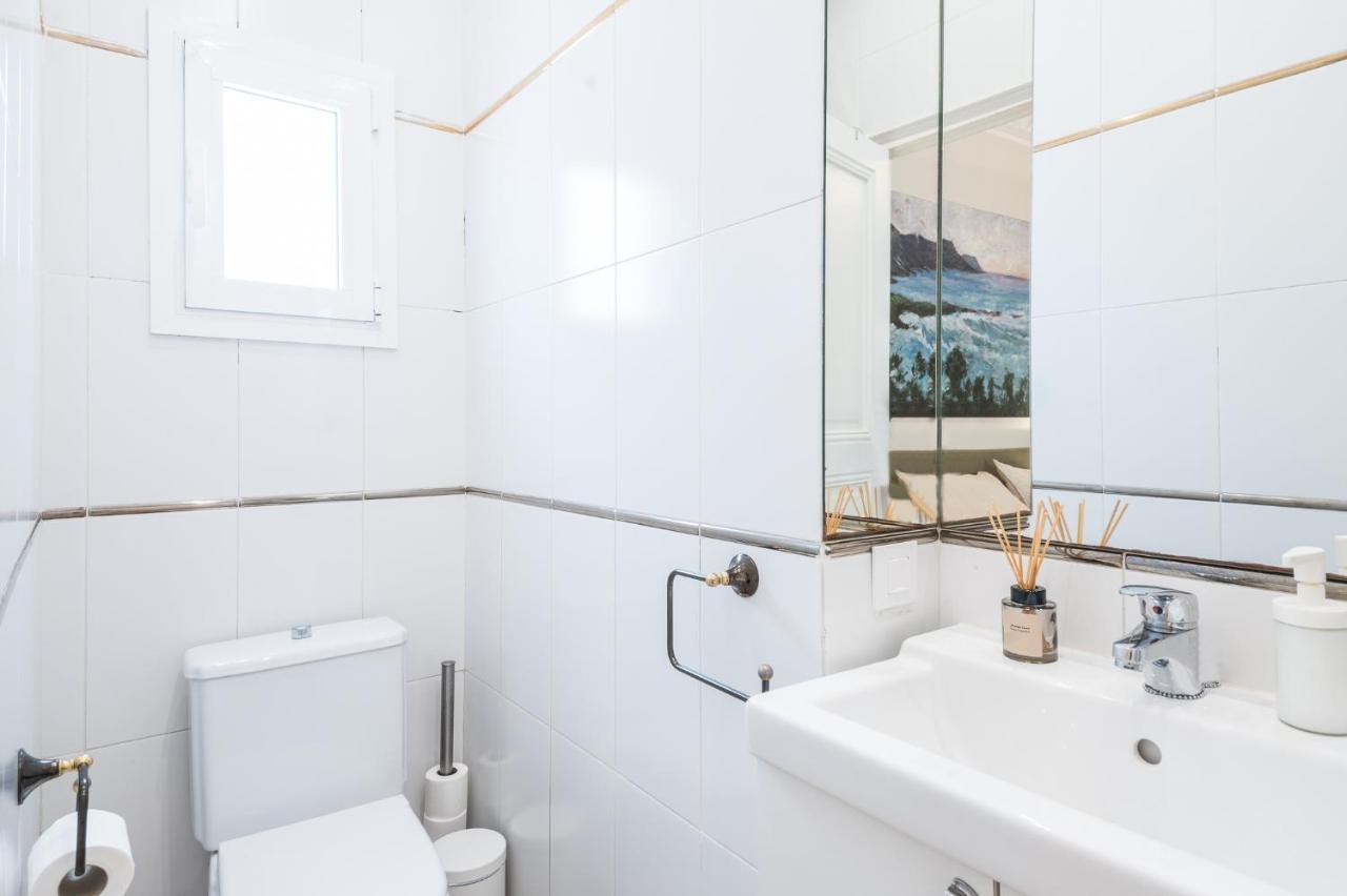 Modernist Apartment In The Best Location Barcelona Exterior photo